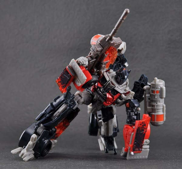 Transformers Dark Of The Moon Voyager Fireburst Optimus Prime  (14 of 15)